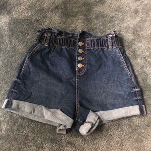 NWOT Stretchy Denim high waisted shorts